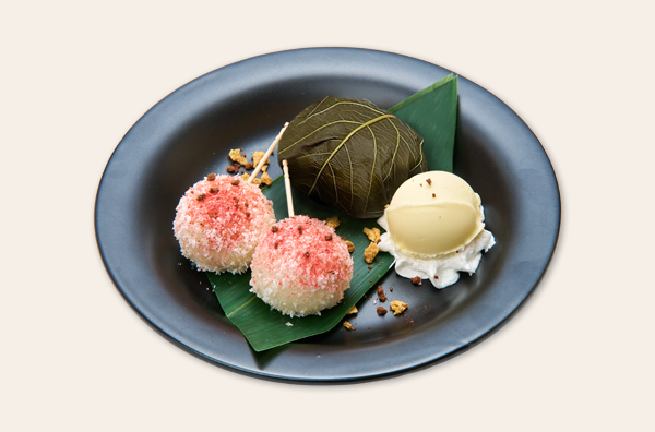 さくらみこお墨付き！ 一狩り後のご褒美セッツ～おれの夢のピンクボンボン風団子＆桜餅～