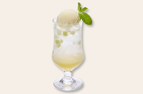 村雨葉織のパインクリームソーダ