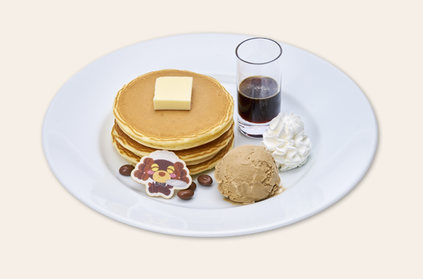 カフェのコーヒー香るホットケーキ