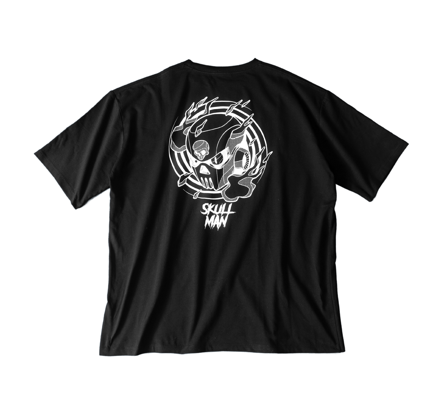 【& CHIPS】24 COLLECTION × スカルマンTシャツ（Black）